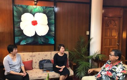Singapore Embassy Deputy Head of Mission Meets with Dr. Malayang