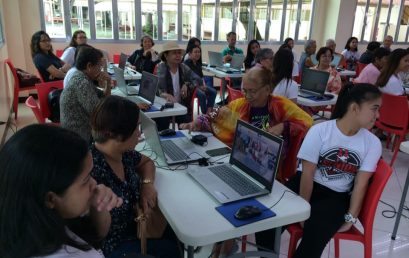 Employees, senior citizens, students join free computer program
