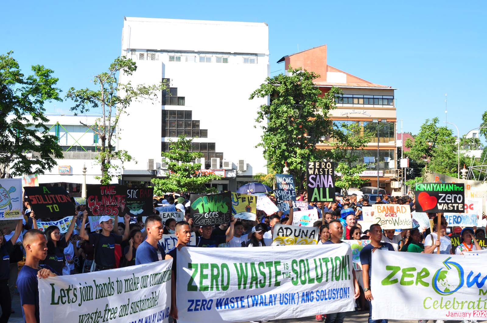 SU students join Zero Waste Walk