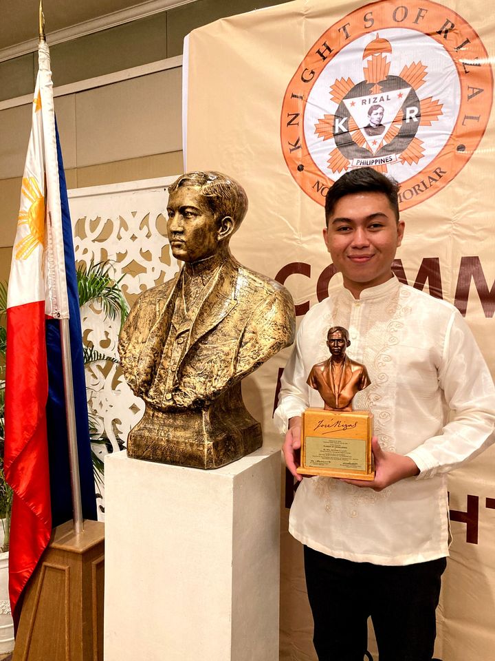 CMC student named Most Outstanding Jose Rizal Model Student of the Philippines