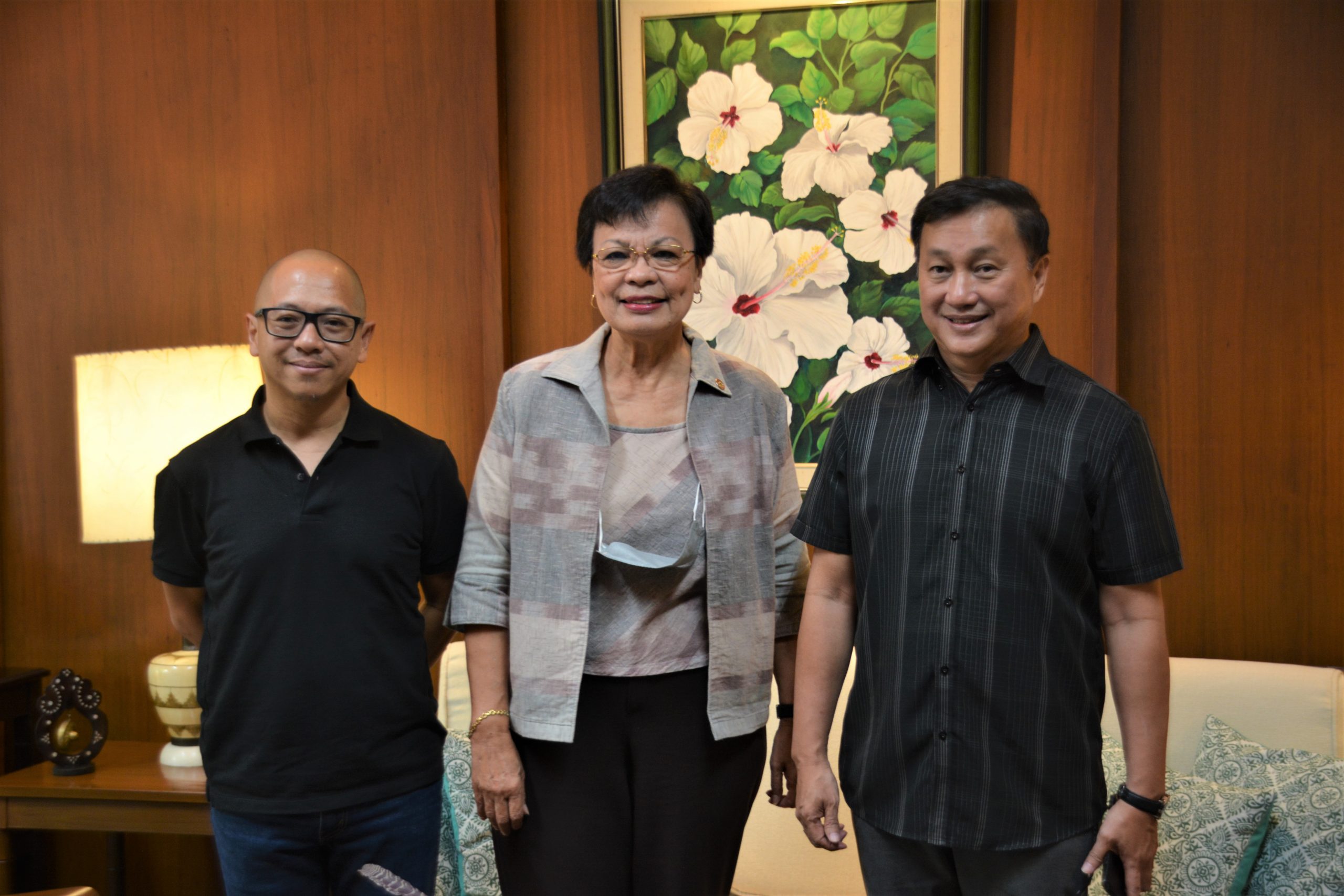Senator Francis N. Tolentino visits SU