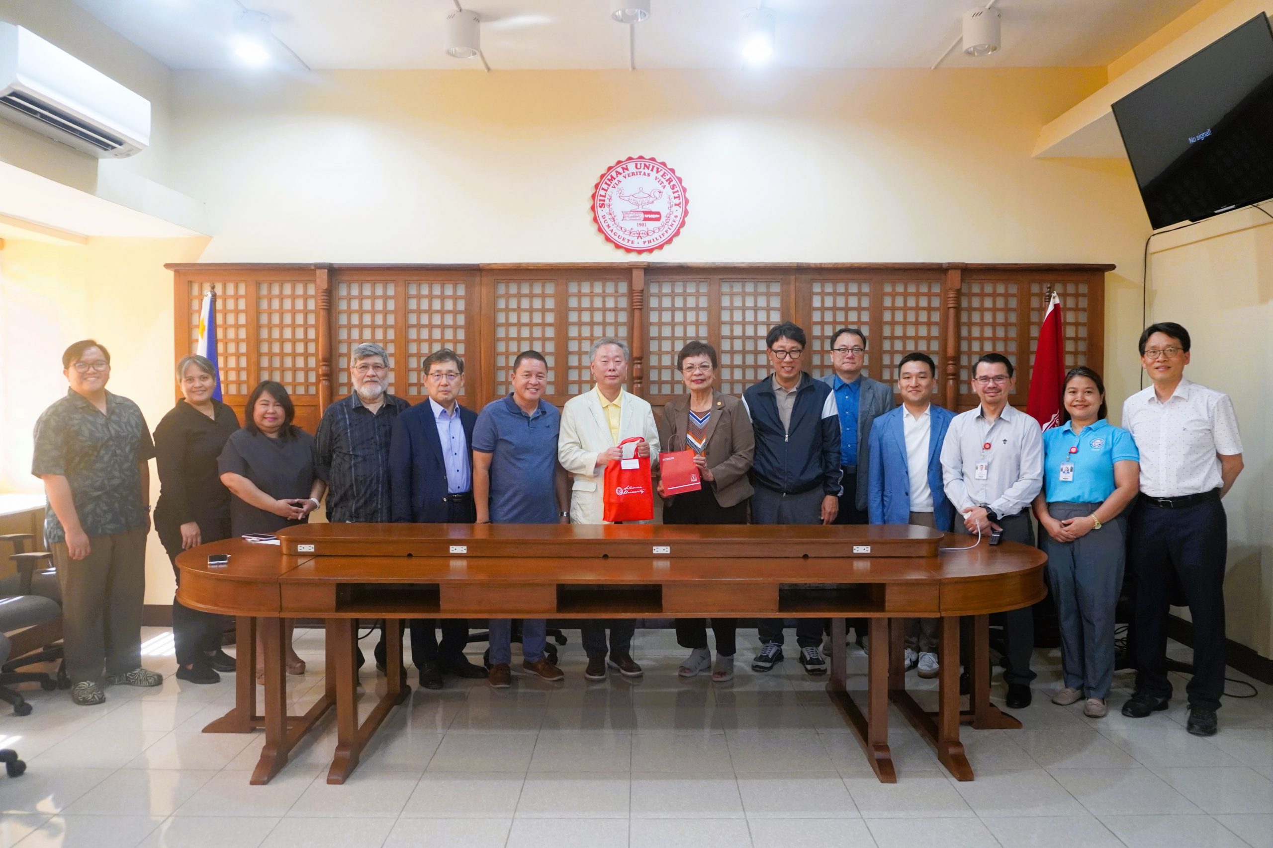 SU and Hannam University to collaborate for IT-related feasibility study