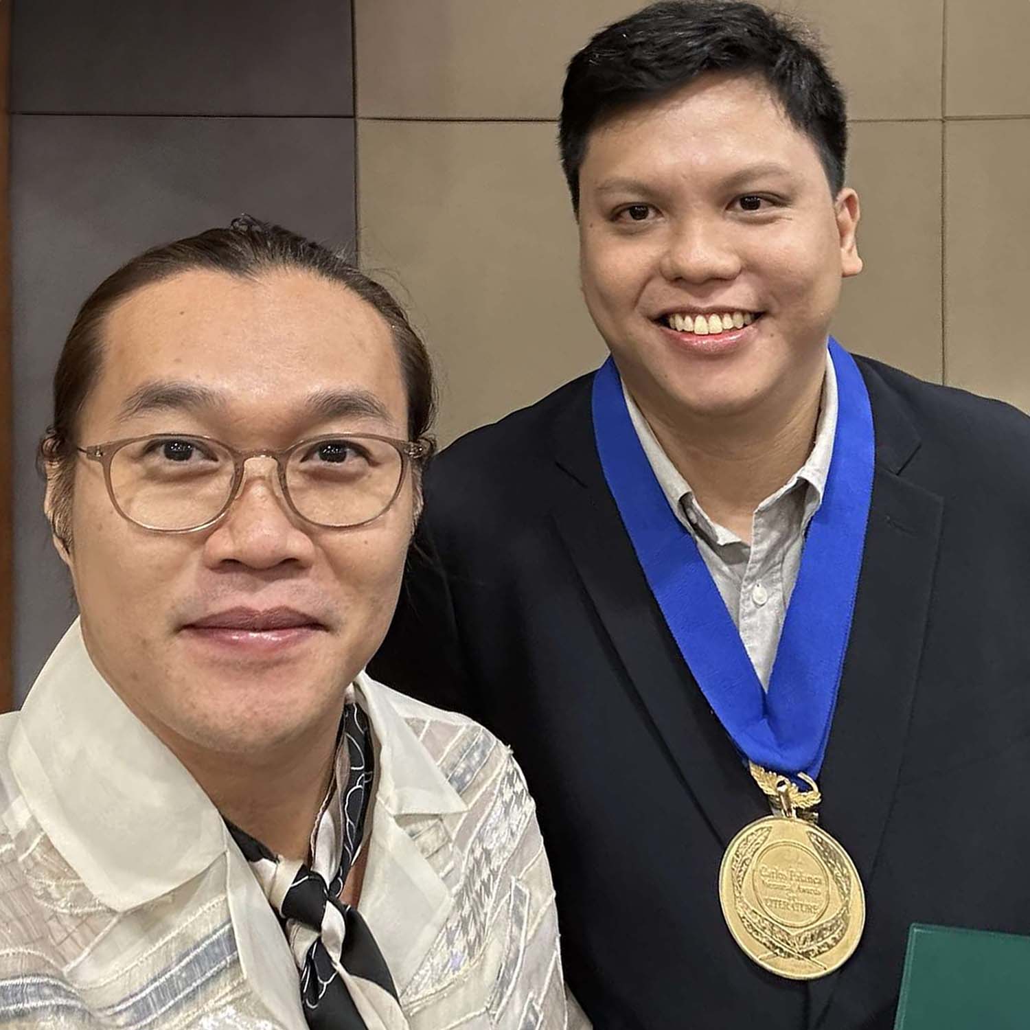 Two SU alumni win the Palanca