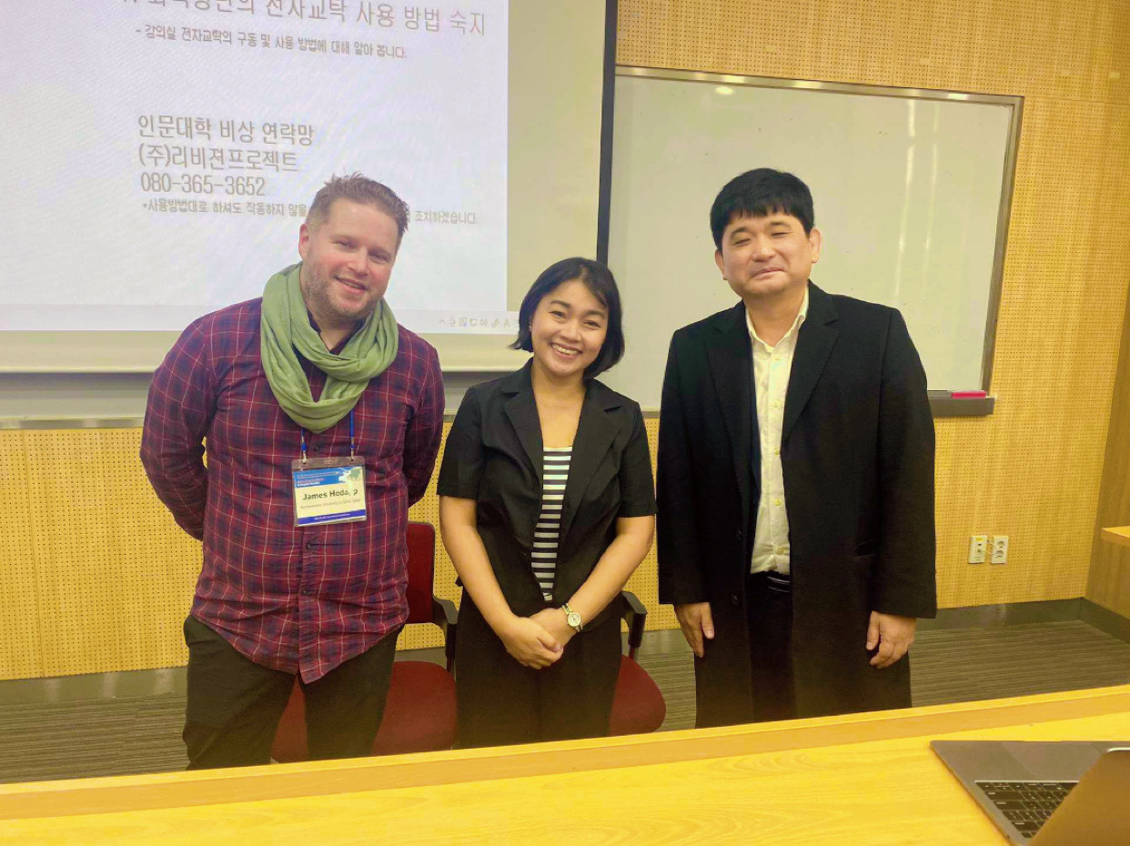 CAS assoc dean presents paper in int’l conference