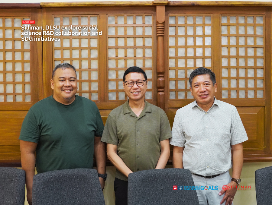(L-R) Assoc. Prof. Jan Antoni A. Credo, College of Arts and Sciences (CAS) - History and Political Science Department research coordinator; Magno; and Guino-o II pose for a quick photo.