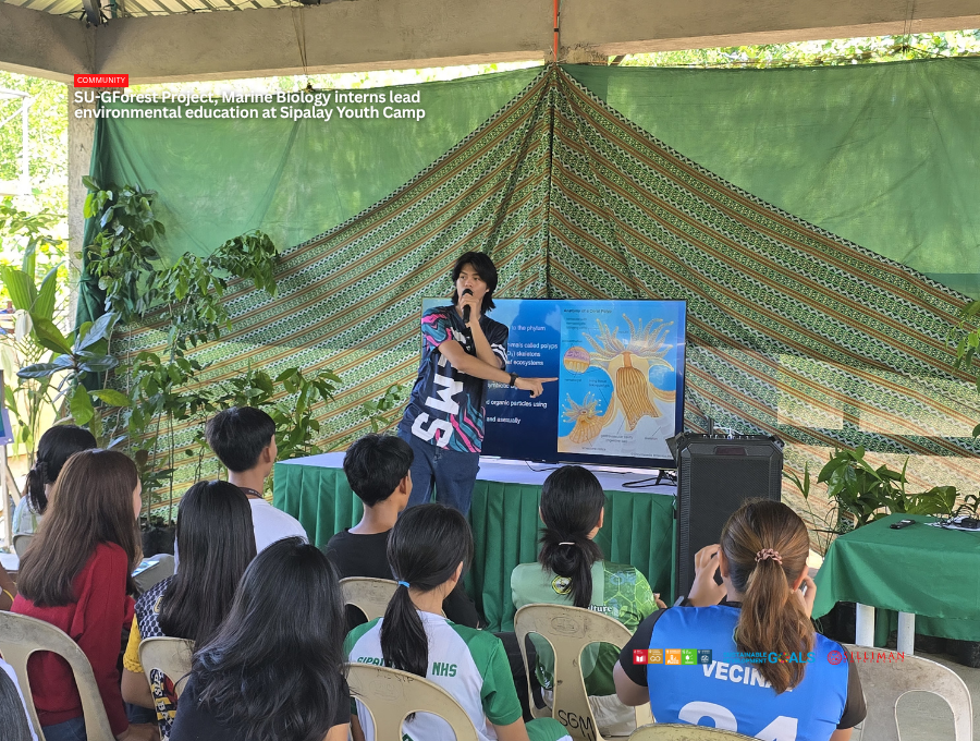 Edward Joseph Pobre, a fourth-year BS Marine Biology student at the Silliman University Institute of Environmental and Marine Sciences (SU-IEMS), discusses the importance of coral reef ecosystems during the 4th Environment Youth Camp in Sipalay City.