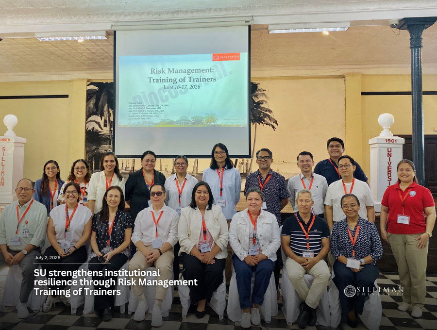 The Risk Management Training of Trainers concludes with members of the SU administration posing for a quick photo at SU Hall.